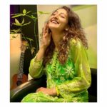 Shivya Pathania Instagram – Gham hai toh lutf nahi
Bistar-e-Gul par
Ji khush hai toh Kaanton pe bhi
Aaram bahut hai…
Kaleem aazmi 
.
Bistar -e-Gul -Bed of Roses
Lutf-Enjoyment