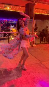 Shivya Pathania Instagram - Baby this is your world ain’t it??!!
.
Love how this music fits this random groove..
Damn Goa were you crazy! Why didn’t I meet you before...❤️❤️❤️💃🏻💃🏻🎉🎉🎉