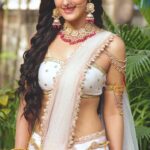 Shivya Pathania Instagram – Kalakaar Marte Nahi…
Woh zinda rehte hai Kirdaro  mein!!
.
#Baalshiv @andtvofficial