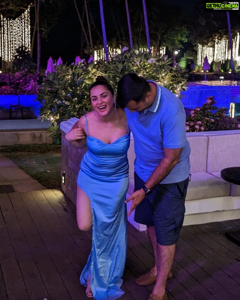 Shraddha Arya Instagram - Alongside Every Glam Wife there’s a Husband who refuses to get out of his shorts !!! 😂❤️