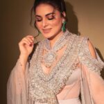 Shraddha Arya Instagram - Style: @kmundhe4442 Outfit: @anjaleeandarjunkapoor Jwellery: @pohumaljeweller @viren.panjwani Makeup: @Makeupbyshaheenshaikh Hair: @hairstyle_abu.baba Click : @sjframes