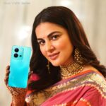 Shraddha Arya Instagram - The new #vivoV25Series is the touch of Delight you need to embrace the Magic of Festivities. Avail exciting offers this festive season. Head over to @vivo_india to know more. #vivoBigJoyDiwali