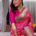 Shraddha Arya Instagram - Not getting out of the festive mode anytime soon❤️ #Saree Season is here! Saree: @suta_bombay Jewelry: @vbhushan.adornments #festiveLook #DiwaliLook #Festivesaree