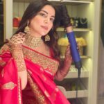 Shraddha Arya Instagram - All decked up for KC with the all new Dyson Airwrap multi-styler. Have always loved the OG one, but starting to fall in love with this as well.🥰 #DysonAirwrap#DysonHair#freegift #AllNewDysonAirWrap