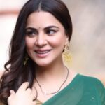 Shraddha Arya Instagram - ये दिल तुम बिन, कहीं लगता नहीं, हम क्या करें … 📷: @pappu.gupta.549