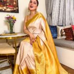 Shraddha Arya Instagram – Gold & Beautiful! 💛

Styled By :- @nehaadhvikmahajan
🥻Saree :- @kankatala_
💍Jewellery:- @aquamarine_jewellery