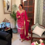 Shraddha Arya Instagram - Appreciation post for what I wore this Diwali… Thank You, @gudoos9 .. for maintaining originality, grace and tradition in your work. Loved this Magenta piece .. added so much to my First Diwali as Mrs. ❤️ #PunjabiSuit #FestiveWear #ZariWork @gudoos9 😘
