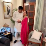 Shraddha Arya Instagram – May this Diwali be full of Love & Light for all of you! ❤️ #FromUsToYou
My beautiful suit: @gudoos9 
His kurta: @neerusindia