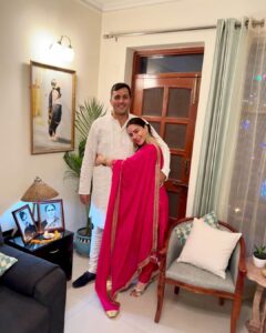 Shraddha Arya Instagram - May this Diwali be full of Love & Light for all of you! ❤️ #FromUsToYou My beautiful suit: @gudoos9 His kurta: @neerusindia