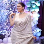 Shraddha Arya Instagram – All that glitters is Grace! #SilverSaree #FestiveSeason #NeerusIndia 
Thank You,
@nehaadhvikmahajan 
@neerusindia
@omsons_bridal_store