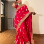 Shraddha Arya Instagram – Thank You @neerusindia for sending this beautiful saree for my karwachauth & @nehaadhvikmahajan for curating my look. 
Jewelry: @vbhushan.adornments 
Mehendi: @aishwaryas_mehendi 
Managed by: @knackfortalent