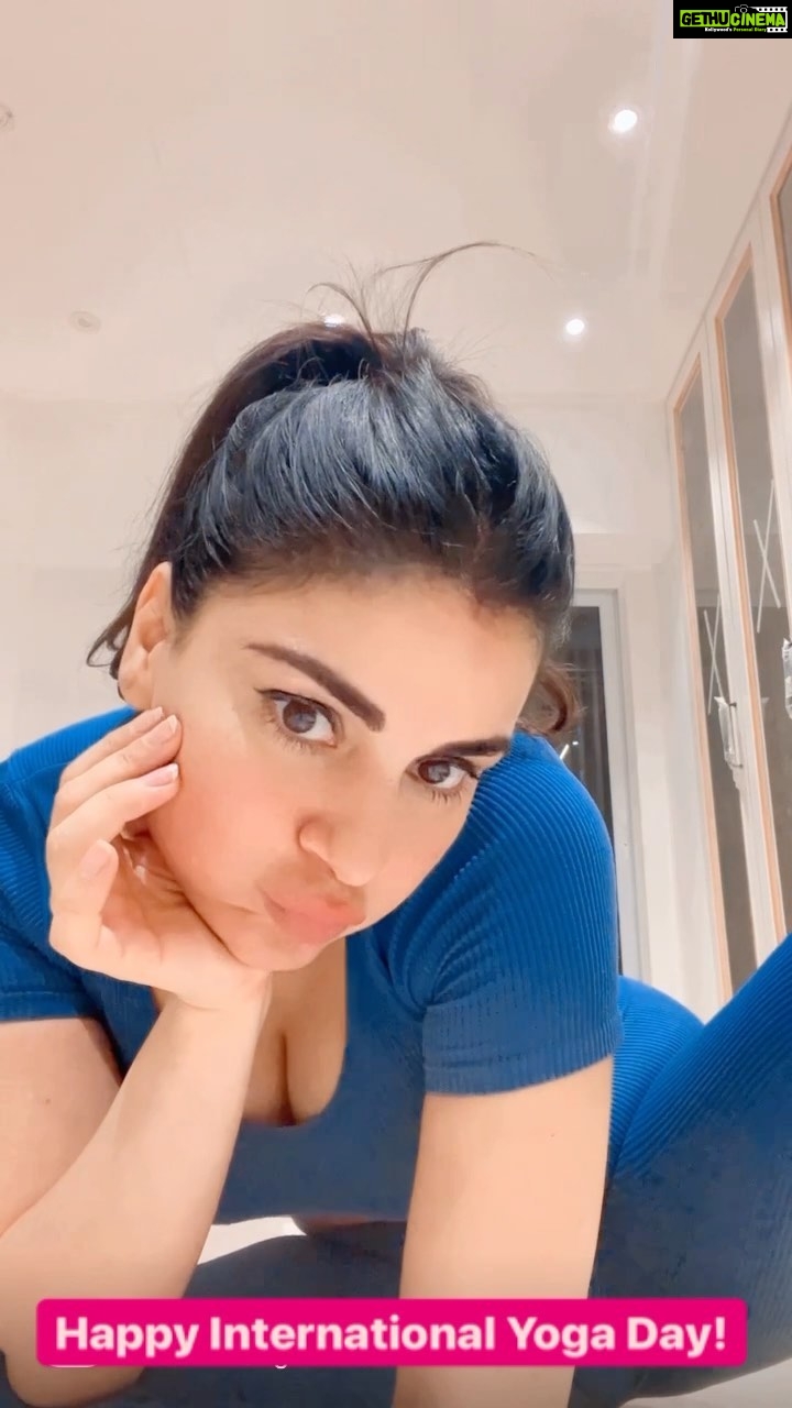 Shraddha Arya Instagram - Every Pose Counts βΊοΈ!!! Take The Yoga Asana Challenge!!!! ππ» π§ββοΈ #YogaForWellbeing #InternationalYogaDay