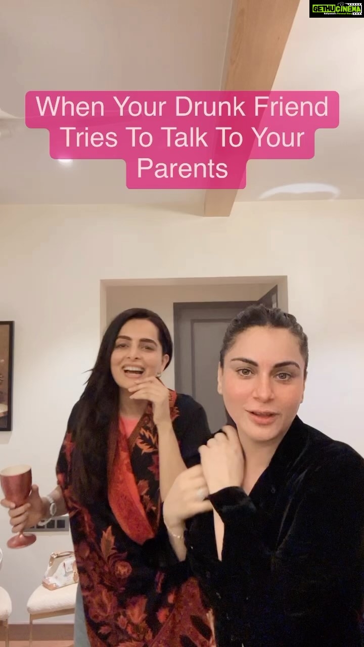 Shraddha Arya Instagram - Please don’t try to make conversation with my folks at my party @ruhiiiiiiiiii 🤣 #ThatOneFriend