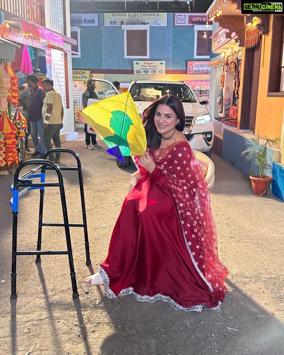 Shraddha Arya Instagram - #ShootDiaries❤️