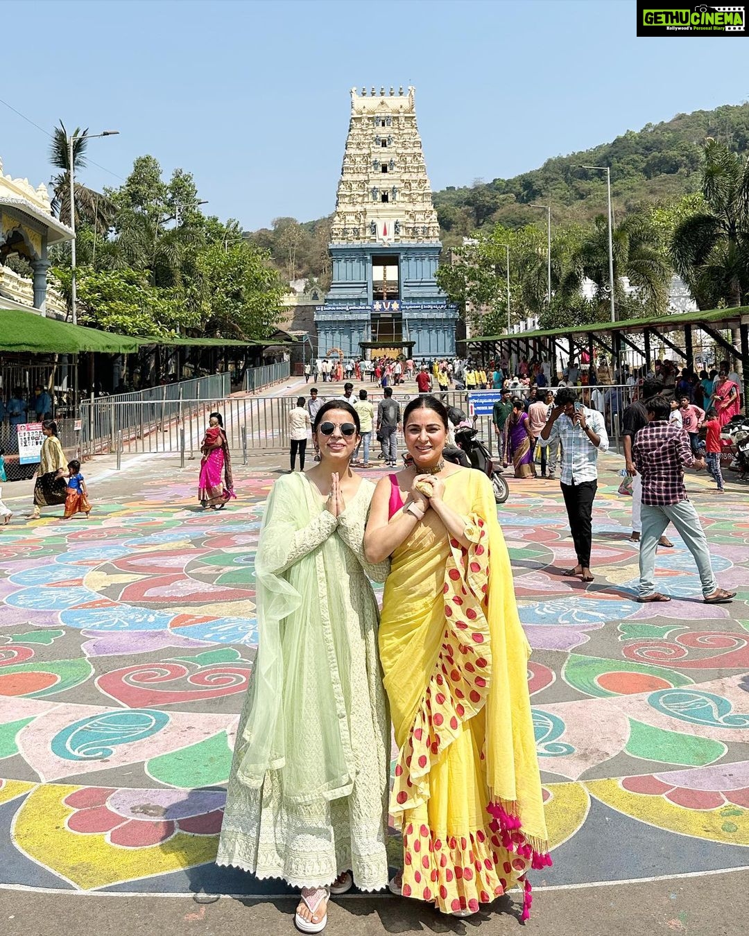 Shraddha Arya Instagram - Jai Vasudev 🙏🏻 #GovindaGovinda Simachalam Temple Vizag