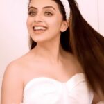 Shrenu Parikh Instagram - Hey ♥️!! . . 🎥:- @krushnaaher_