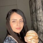 Shrenu Parikh Instagram - ❤️👊🏻 . . #Shamshera #ranbirkapoor #shamsherasong #Shamshera22ndJuly #Trending #mass #trendingreels  #reeloftheday #reelitfeelit #reelkarofeelkaro #bollywood #gym #action #yrf #fashion