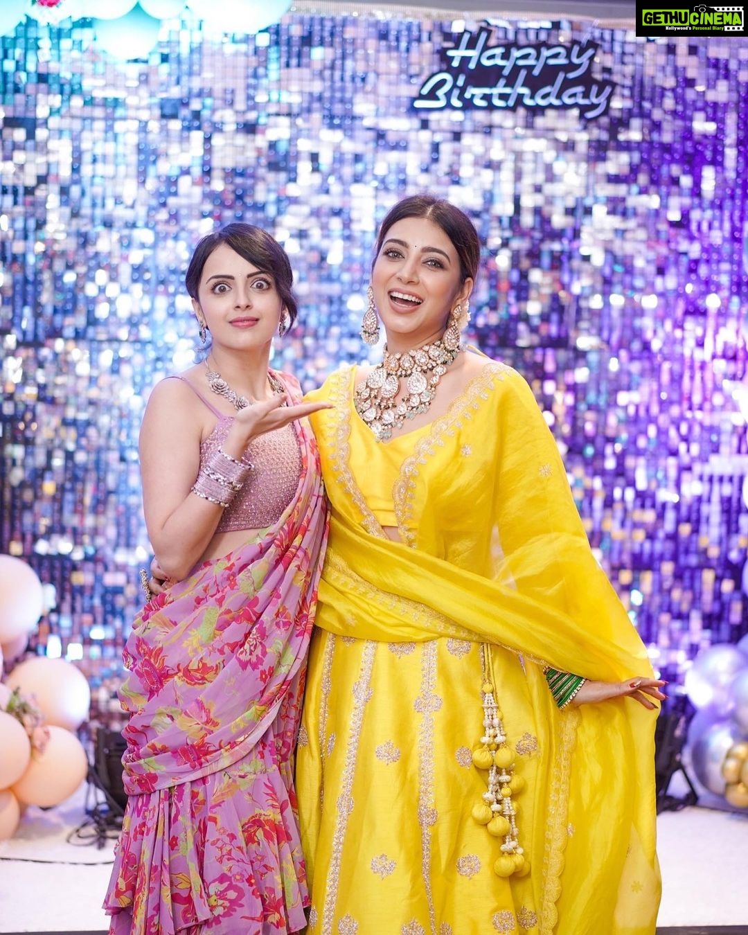 Shrenu Parikh Instagram - With My Cutie 💖💛@shrenuparikhofficial