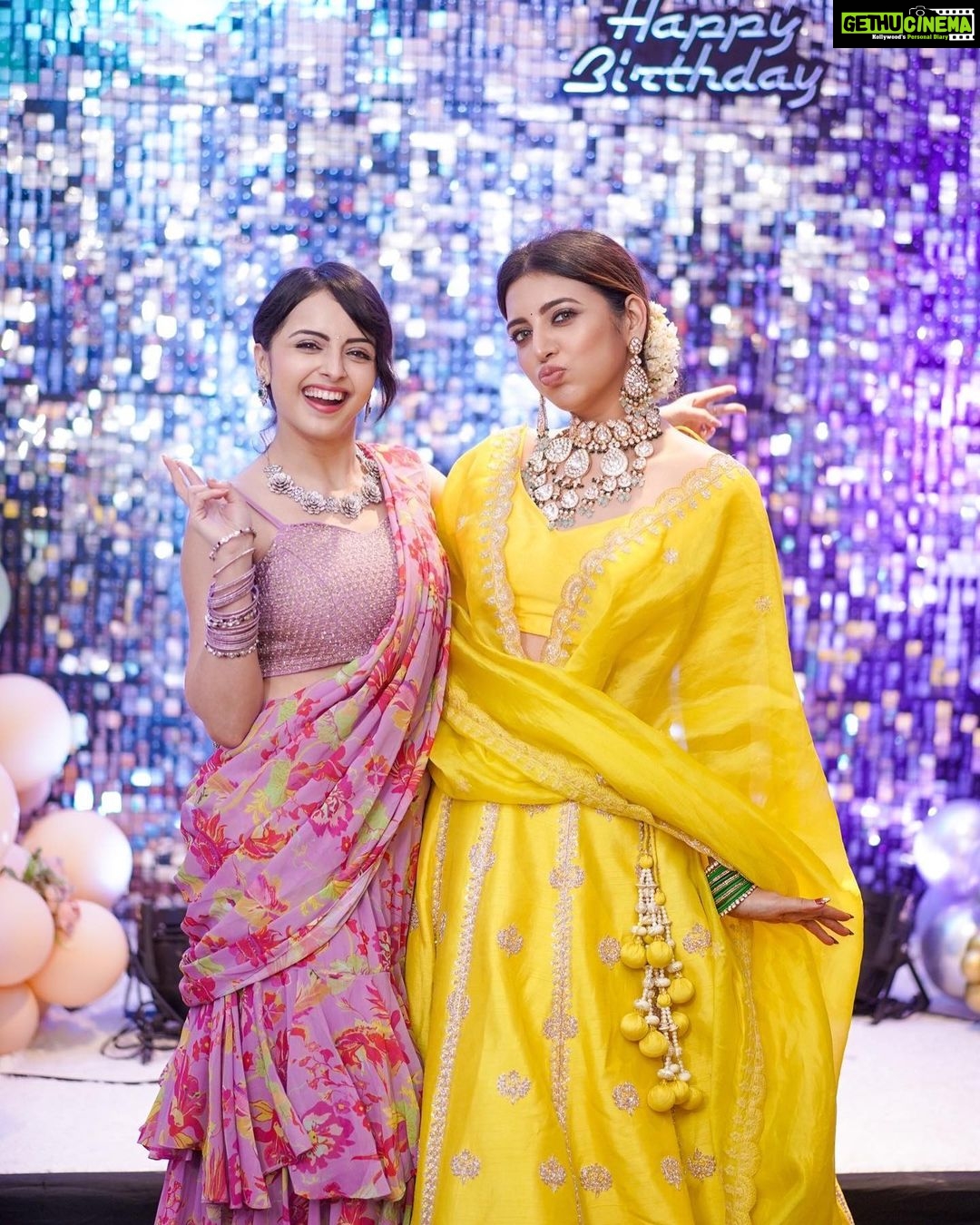 Shrenu Parikh Instagram - With My Cutie 💖💛@shrenuparikhofficial