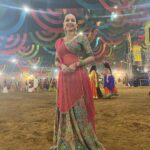 Shrenu Parikh Instagram - Always the happiest… when it’s navratri! . Haalo garba ramiye!! . Bachpan se leke aaj tak my only fav place!! ❤️🥺 @unitedwayofbaroda . My go to person for best outfits @aasthashah_label . #garba #navratrispecial #navratri #ambemaa #unitedway #happy #festive #vibes Vadodara, Gujarat, India