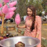 Shrenu Parikh Instagram - A slice of #Maitree for you all! Happy #sunday ❤️ . Starring @tanejanamish @_ichiragkapoor._ and our lovely team! Make up @jeewanpanigrahy Hair @official_beenasingh