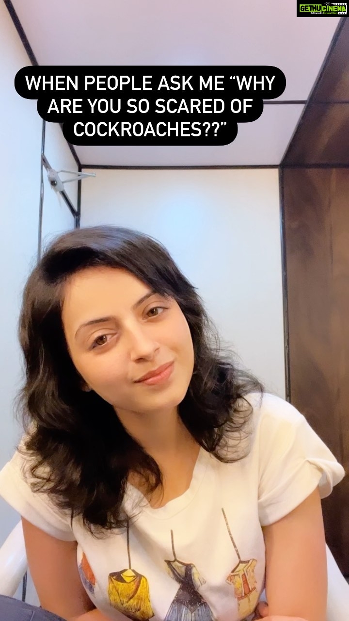 Shrenu Parikh Instagram - Sometimes I feel am I the ONLY one?! 🥺 . Raise your hands if you’re like me! . Phobic to Cockroaches! . . #trendingreels #achalagtahai #instagood #phobias