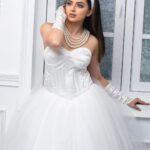 Shrenu Parikh Instagram - In Frame:- The Beautiful @shrenuparikhofficial 🤍🤍🤍 . Shoot Concept:- @nehaadhvikmahajan @bridalsbynam . 💄MUA , Hair & Styling :- @nehaadhvikmahajan . MakeUp :- @myglamm . 📸:- @luvisrrani . Head Gear & Accessories:- @sonisapphire . 👗Outfit:- @pankh_studio . 💍Jewellery:- @anaash.in . #shrenuparikh #shrenuparikhofficial #makeup #ootd #nehaadhvikmahajan #makeupbyme💄 #nammakeovers #bride #to #be #bridal #look #bridalmakeupartist #destinationweddingmakeupartist #weddingmakeup #hair #hairstyling #nammakeovers #bollywood #television #makeupartist #mumbai #traveller #all #over #the #globe #bridesma