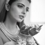 Shrenu Parikh Instagram - Presenting, My 3rd Celebrity Guest Of “MAGICAL MAKEOVERS” @sbsabpnews on The Very Beautiful:- @shrenuparikhofficial . Shoot Concept:- @nehaadhvikmahajan @bridalsbynam . 💄MUA , Hair & Styling :- @nehaadhvikmahajan . MakeUp :- @myglamm . 📸:- @luvisrrani . 👗Outfit:- @pankh_studio . Head Gear & Accesories :- @sonisapphire . 💍Jewellery:- @anaash.in . #shrenuparikh #shrenuparikhofficial #makeup #ootd #nehaadhvikmahajan #makeupbyme💄 #nammakeovers #bride #to #be #bridal #look #bridalmakeupartist #destinationweddingmakeupartist #weddingmakeup #hair #hairstyling #nammakeovers #bollywood #television #makeupartist #mumbai #traveller #all #over #the #globe #bridesma