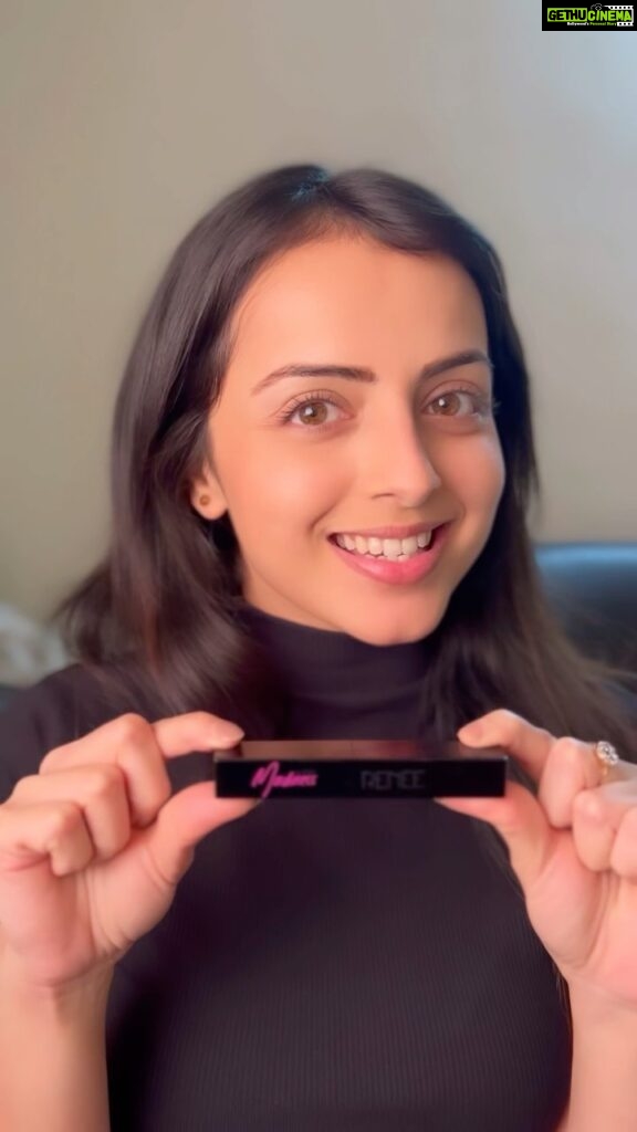 Shrenu Parikh Instagram - @reneeofficial Black is the new pink! Bring out the natural tone of your lips by using Madness pH lipstick by RENÉE. Use code SHRENU10 to get 10% off on www.reneecosmetics.in Also available on Myntra, Nykaa, Amazon, Flipkart, and more #ReneeCosmetics #Madness #Black #Pink #Phstick #Lipstick #Beauty #BlackIsTheNewPink #Face #makeup