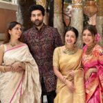 Shrenu Parikh Instagram - Sohne doston naal sohni photos…! 🤩 . @adhvik_official @nehaadhvikmahajan @aryadivya