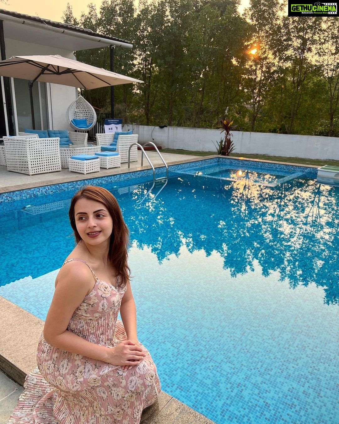 Shrenu Parikh Instagram - Stole the moments from the experience that can only be lived and believed! . This place π@saffronstays Turquoise Maison, Karjat has my heart! . A place with secluded and peaceful with views of the mountains A bonfire with Barbeque Open-to-sky shower/bathtubs, jacuzzi And Poolside home-theatre Loved every bit of it! . The zip up jewel print jacket is from @poshaffair.co . #getaway #home #wherefamiliesbond #togethernessatsaffronstays #friends #like #family #metime #posingforthecamera