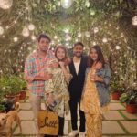 Shrenu Parikh Instagram - Friends, family… DOG! Everyone’s treated how so beautifully here at @oleanderfarms 🫶🏻 . N the food… makes me drool even now @salttkarjat
