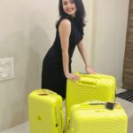 Shrenu Parikh Instagram - Trips are more fun with colourful BAGS!! 🧳💚✅ . . @nasher_miles @rainmakerconsults #nashermiles #travel #time #festivevibes #diwali #celebrations #letsgosomewhere