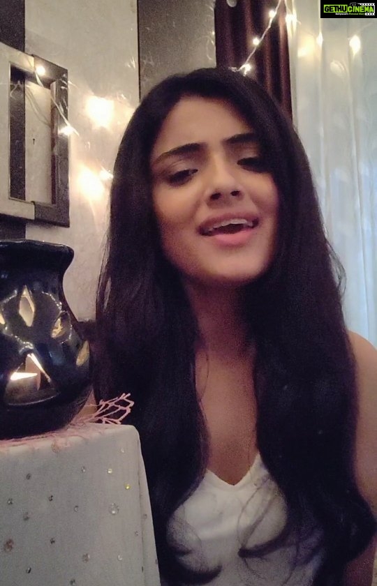 Shritama Mukherjee Instagram - This is a rather difficult song to sing since the original version has multiple voices and a lot of fillers. But I've tried to give it my best shot. Hopefully you guys will like it. 😊🤗