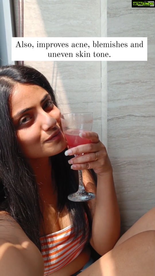 Shritama Mukherjee Instagram - Summer + Inside Out Glow = TGM Beauty ✨ In love with how tasteful, refreshing and hydrating the #GlowInsideOut powder drink really is. And what do I say about our #GlowySkinSerumizer 🤷 it's the best freakin serum+moisturizer for your summer skin. PERIOD. Check out the products on the link in my bio. ✌️ #TGMBeauty #GlowInsideOut #GlowySkin #SummerGlow
