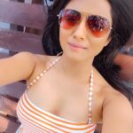 Shritama Mukherjee Instagram - By the pool!!! #waterbaby 🌊 . . . #pool #sunbed #waterfairy #orangeisthenewblack #rejuvenation #style #fashion #lifestyle #playtime #actor #actorslife #influencer #celebritystyle #entrepreneur Fort Jadhavgadh (A Gadh Heritage Hotel)