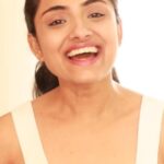 Shritama Mukherjee Instagram - Welcome to my YOUTUBE CHANNEL!!!🥳🥳🥳🎉🎉🎉 Godddd how badly I have been wanting to say this out loud for so many months. So, my first video is up on my official youtube channel and since it's the holiday season, I thought of baking a Vegan Plum Cake for my vegan followers who keep asking me for vegan alternatives to regular food options. This Vegan Plum Cake recipe is free from refined flour and sugar because who doesn't like sweet indulgence especially when it's healthy, right? Check out the full recipe on my youtube channel. Link in bio. Please let me know how you liked the video in the comments and DO NOT forget to SUBSCRIBE to my channel. You know the drill 😉 #youtubechannel #SM #healthylifestyle #healthyeating #veganrecipe #cakerecipe #holidaycake