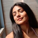 Shritama Mukherjee Instagram - To all the girls out there that are showing up every day and refusing to quit despite all the sh*t life throws at you, I see you and I'm proud of you. Keep goin, sis! 🙌💕
