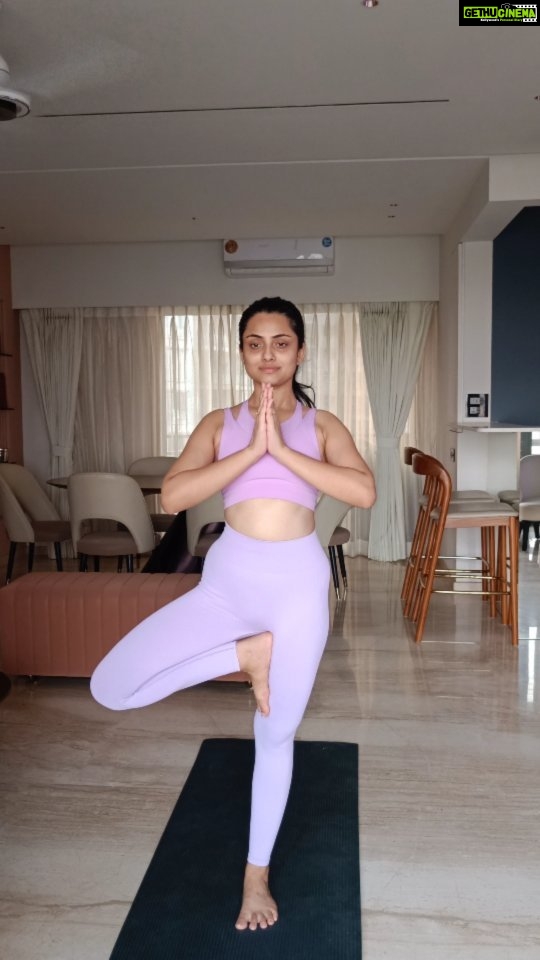 Shritama Mukherjee Instagram - Health is wealth. So, take good care of it! 😇 Happy #WorldHealthDay 🧘♀️✨