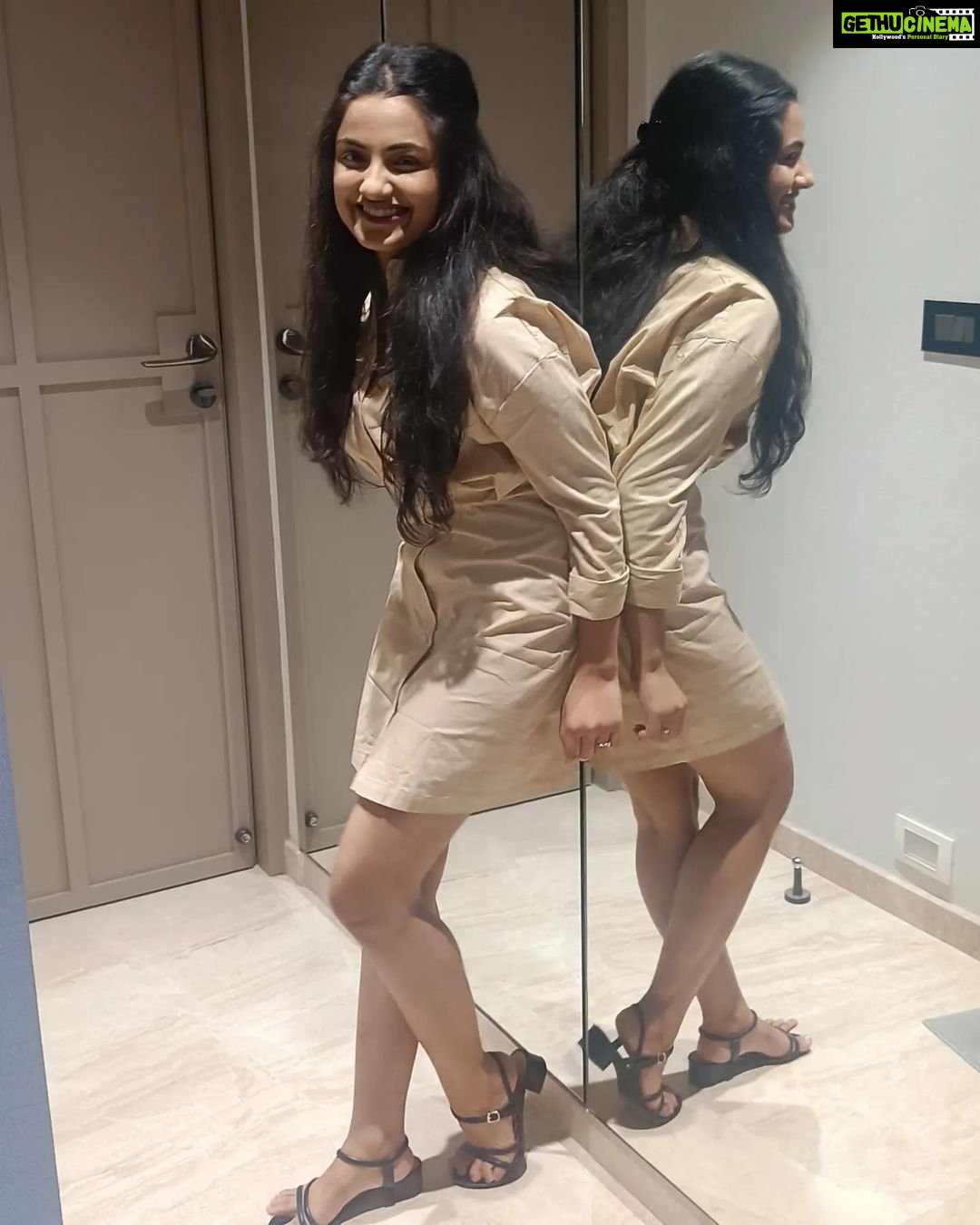 Shritama Mukherjee Instagram - About last night ✨ Happy New Year y'all 🥳🎉🥰❤️ Mumbai, Maharashtra