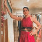 Shruti Seth Instagram - Playing dress up is always fun Outfit @_shrutisancheti Styling @nici.o.tine Make up @tulsi5solanki Hair Styling @pujashrijain #host #anchor #newseries #reels #trending #trendingreels #bonafidebride #shruphotodiary
