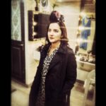 Shruti Seth Instagram - I ♥️ trench-coats #shootlife #actor #fashion #trend #trenchcoat #shruphotodiary