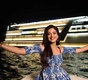 Shruti Sharma Instagram - A wonderful evening at @deltin_life 💙

Wearing @aachho 
Jwellery @stylebyriyajn 

.
.
#deltinroyale #deltin #goadiaries #goa #travelgram #travelling #explore #shrutisharma #casino