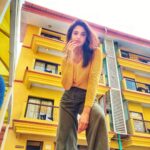 Shruti Sharma Instagram – 💛🌼

@deltin_life 
@mvsociaal

#travel #goadiaries #shrutisharma #vacay #yellow #fashion #travelgram Deltin Suites Goa