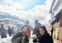 Shruti Sharma Instagram - Kashmir....barf aur coffee ❄️☃️🌬️ #new #work #travel #mountains #comingsoon Pahalgam Kashmir