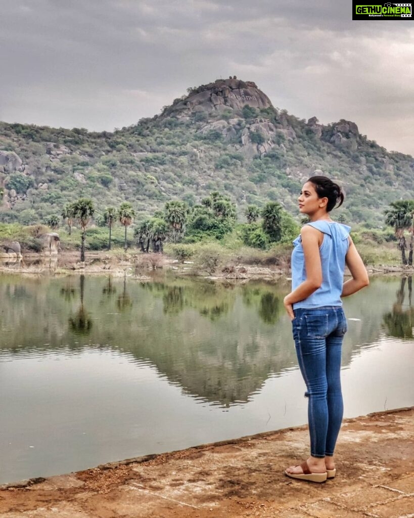 Actress Shruti Sharma HD Instagram Photos and Wallpapers June 2021 ...