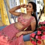 Shruti Sharma Instagram - Dil walo ke dil ka karar lootne....💃 ...... 🛺..... Do watch #holispecial on @colorstv on 27th March. Makeup & 📸By @yogesh_gupta4545 Wearing @praanavsrathod Hair @gomagawli @aminashaikh3388 #namakisskka #chamcham #rangbarse2021 #shrutisharma #bts #holihai #colorstv