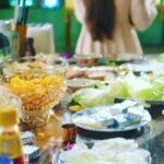 Shruti Sharma Instagram - Shayari ki messy yet organized life me apka swagat hai ...🌸 🤪🤓🤗😌😋😝🤭 See you all tonight in #YehJaduhaiJinnka @8:30pm on @starplus . . . . #Shayari #yjhjk #shrutisharma #starplus