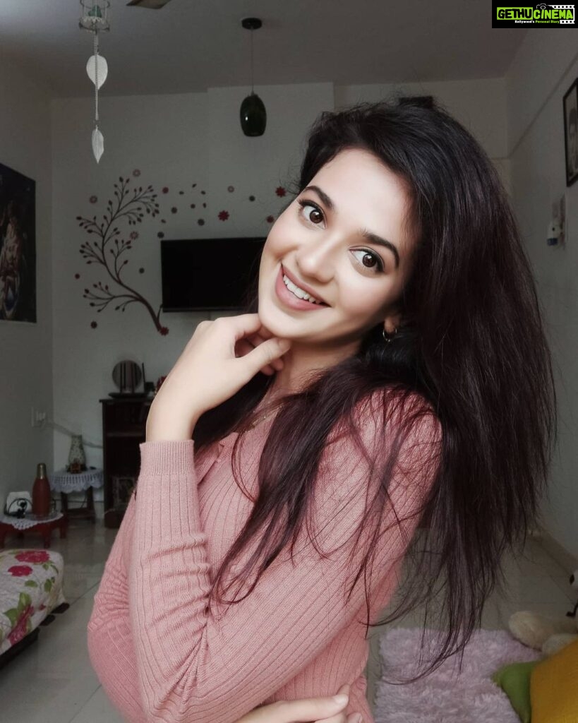 Actress Shruti Sharma HD Instagram Photos and Wallpapers September 2020 ...