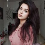 Shruti Sharma Instagram – You are allowed to do things differently…🦋
.
.
.
#glow #girl #peachy #thoughts #nofilters